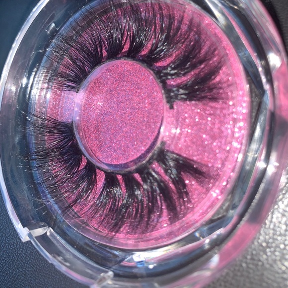 Melanin - Mink eyelashes - Picture 1 of 1